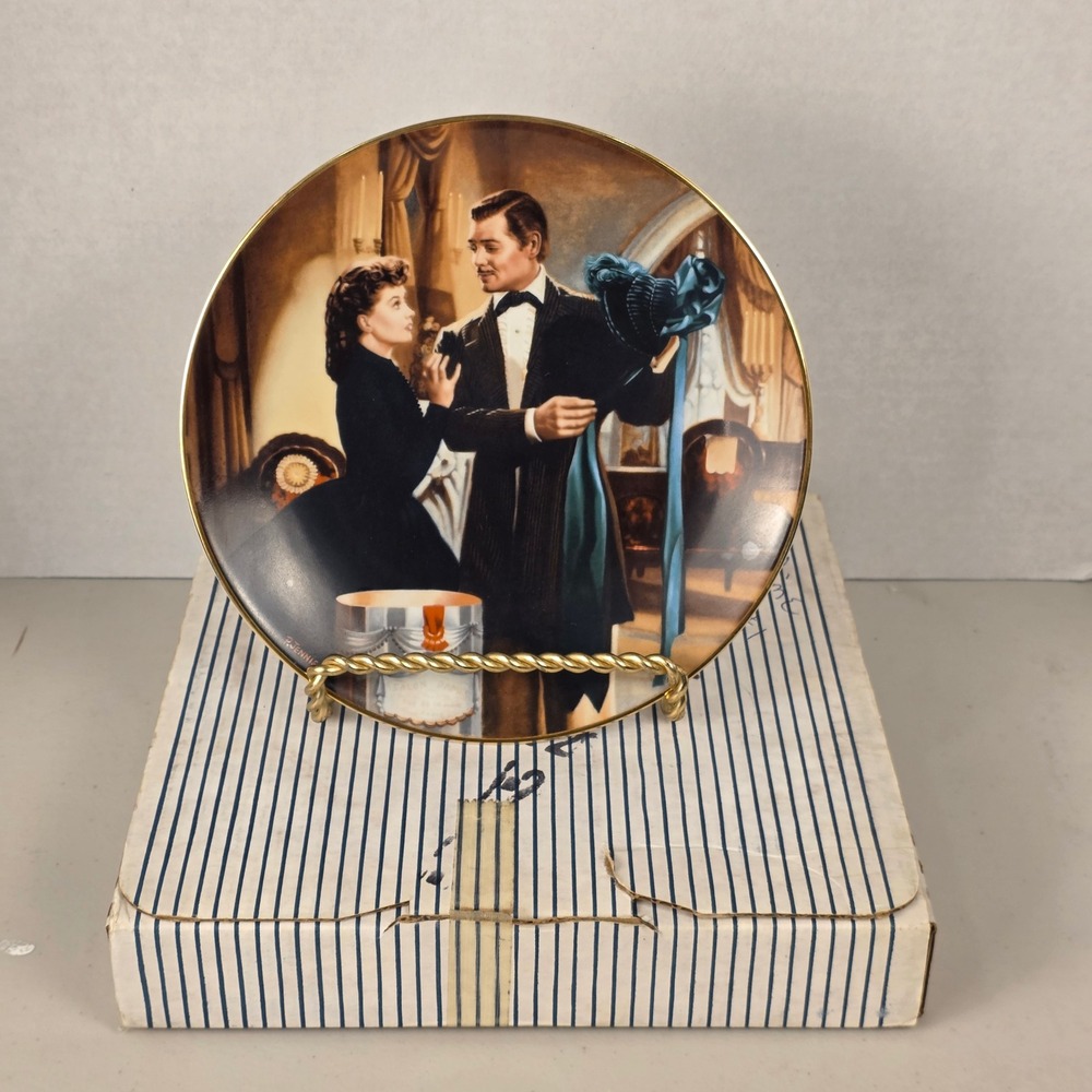 W.S. George Gone With the Wind The Paris Hat‎ Collector Plate Paul Jennis 1991